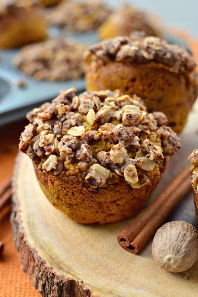 Pumpkin Muffins with Walnut Crumble