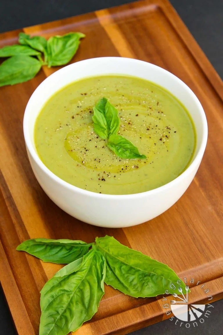 Zucchini and Basil Soup