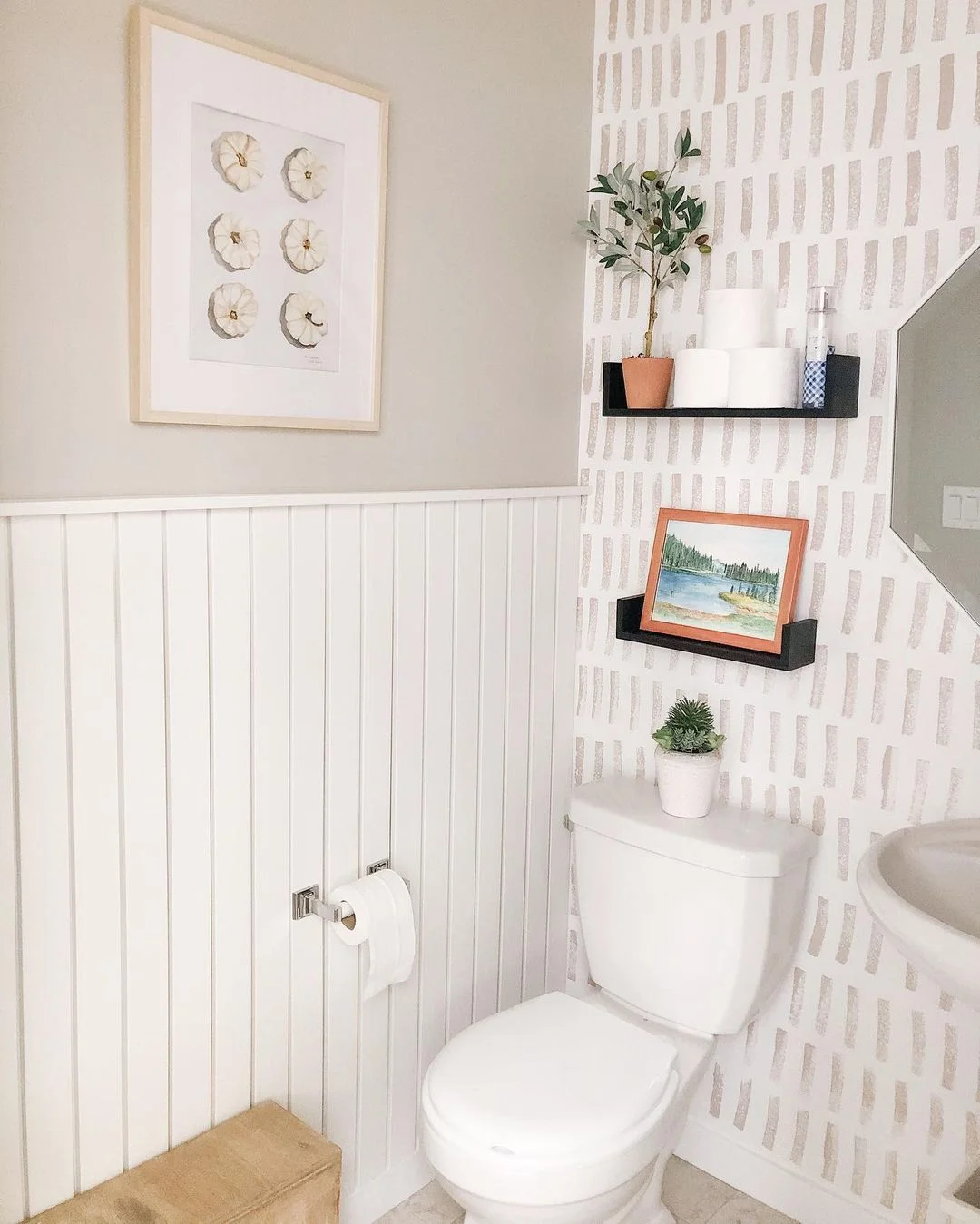 Modern Farmhouse Bathroom Style