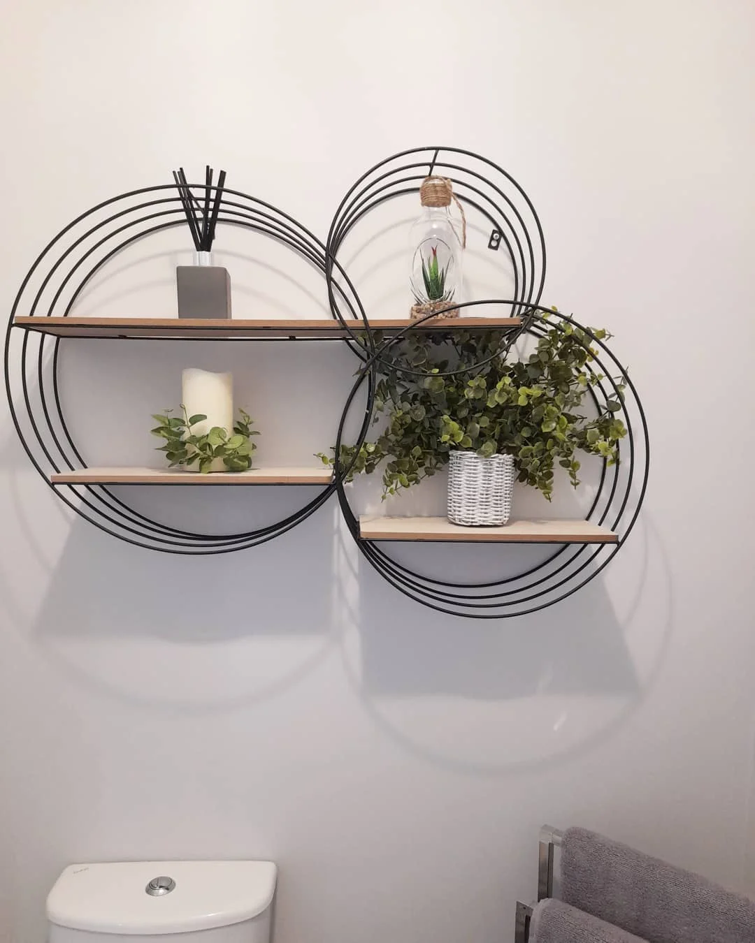 Chic Circular Bathroom Shelves