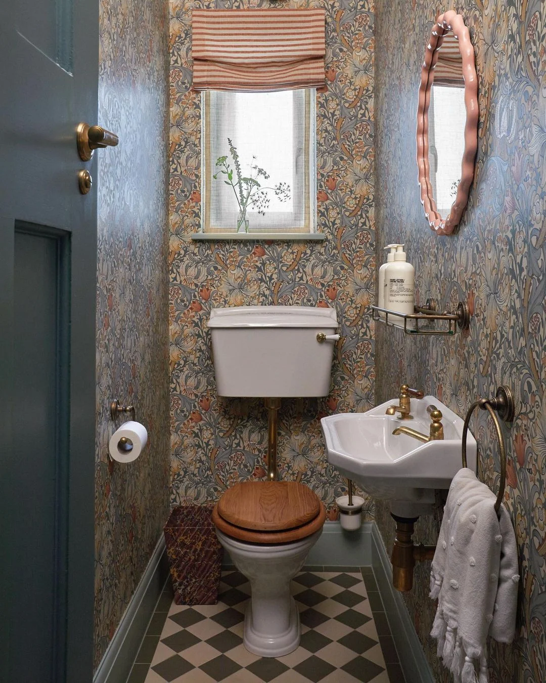 Intricate Pattern Bathroom Wallpaper