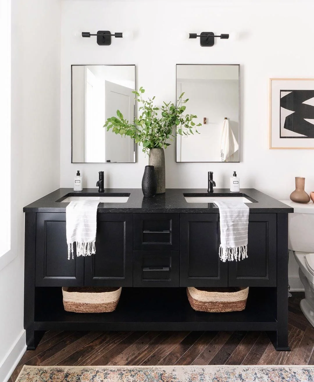 Modern Minimalist: Black Double Vanity with Natural Touches