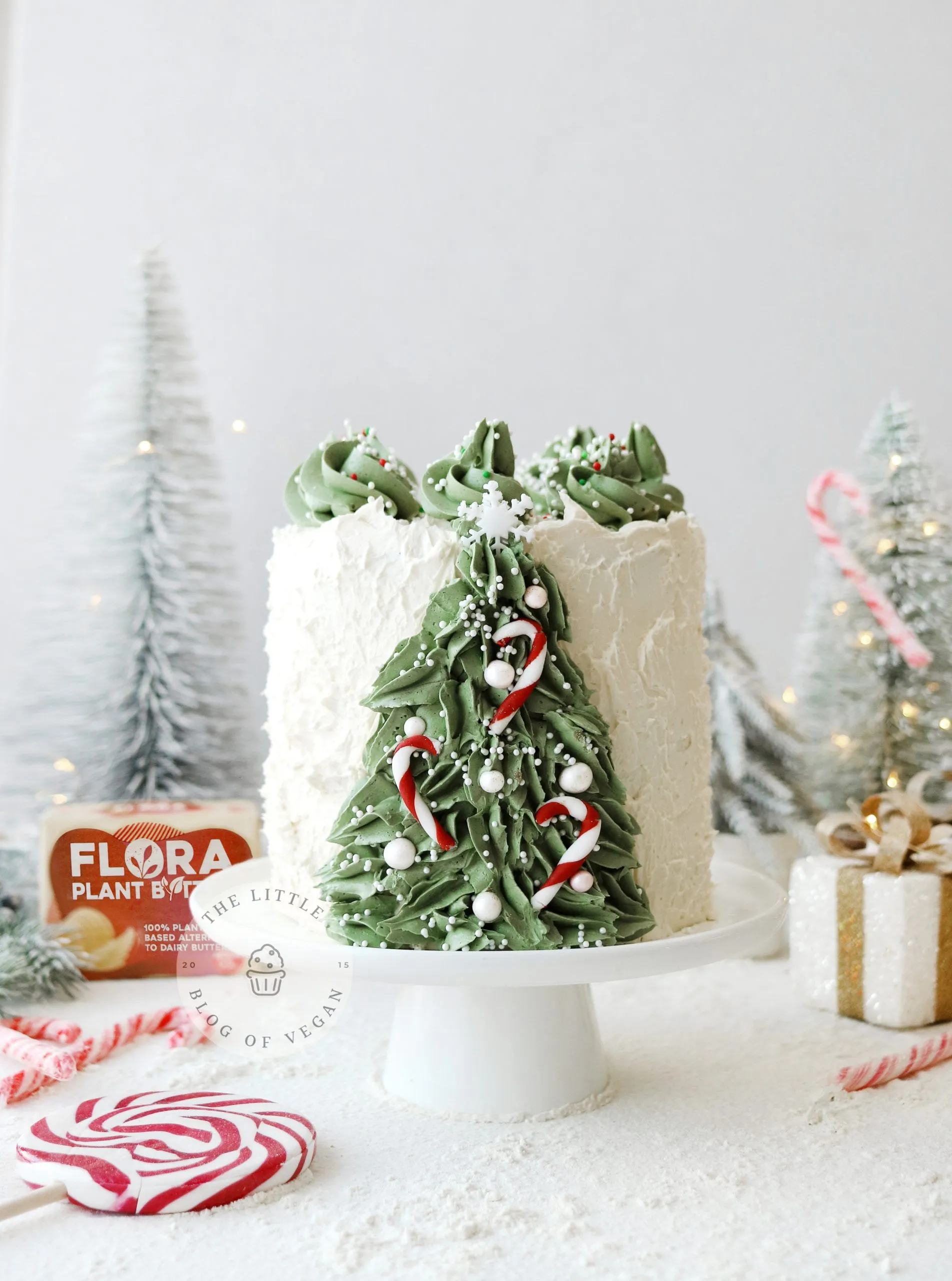 Peppermint Christmas Cake