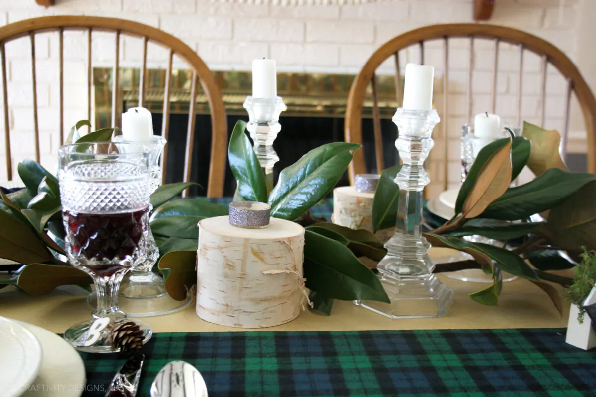 Easy Magnolia Leaf Christmas Centerpiece