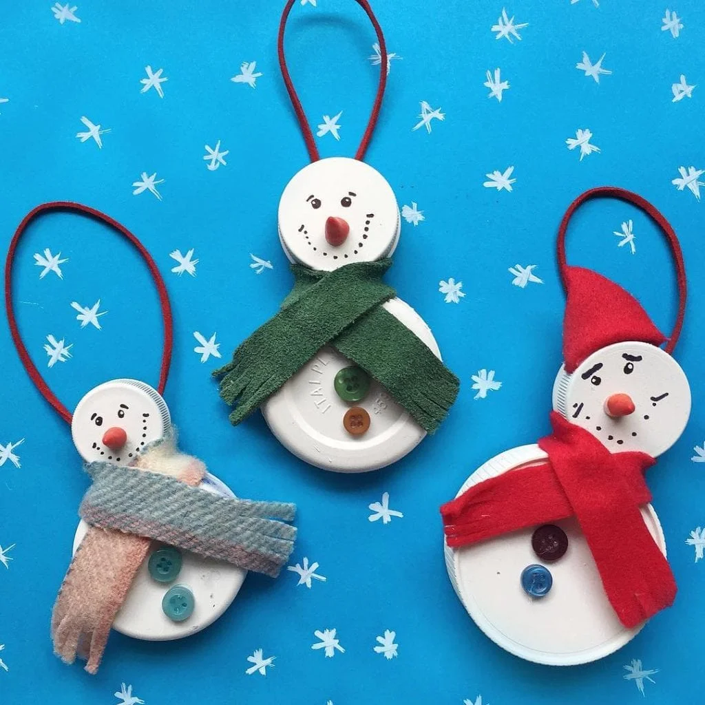 Bottle Lid Snowman Decorations