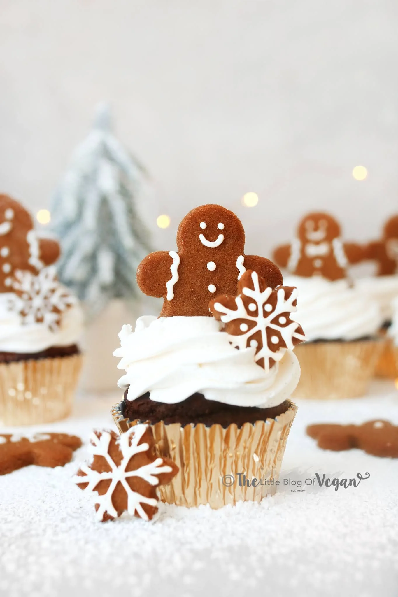 Gingerbread Men Cupcakes