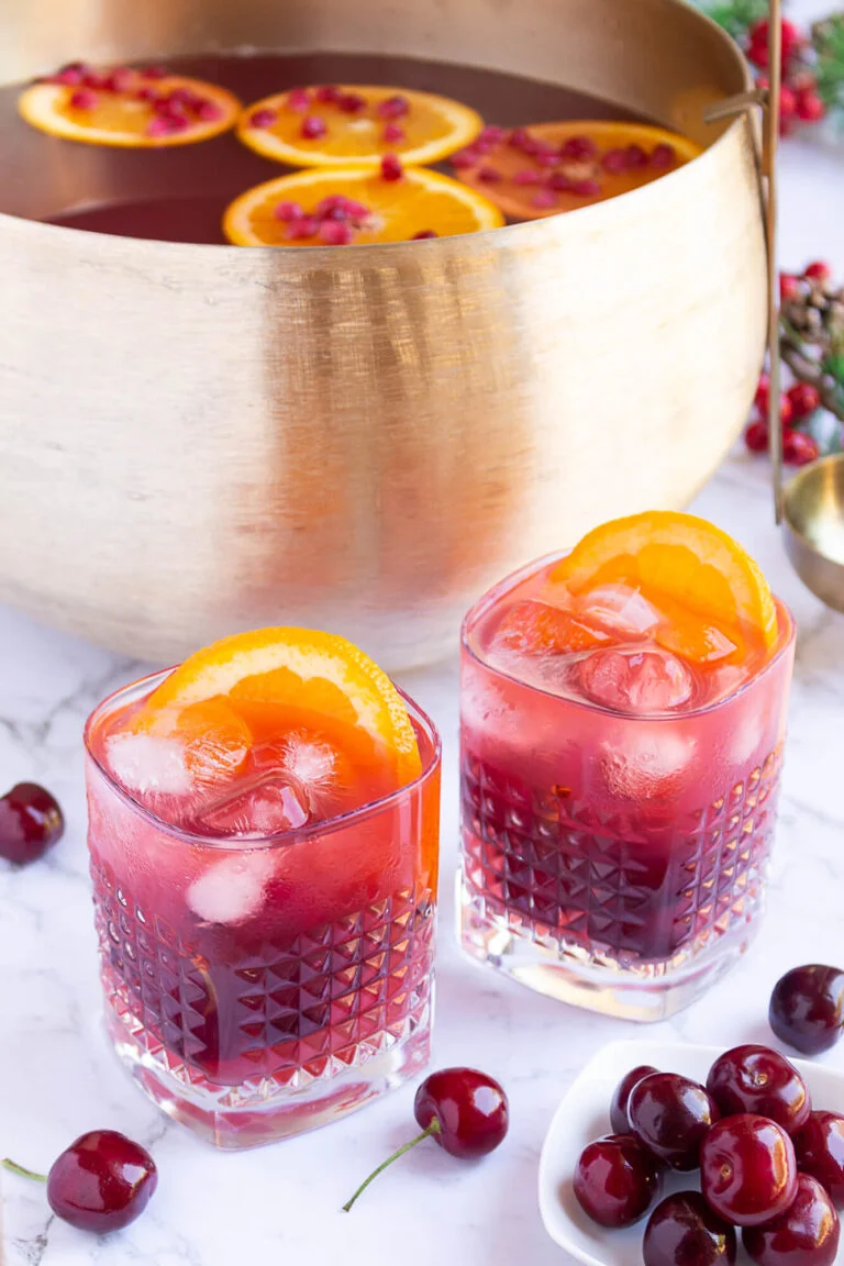 Non Alcoholic Christmas Punch Mocktail