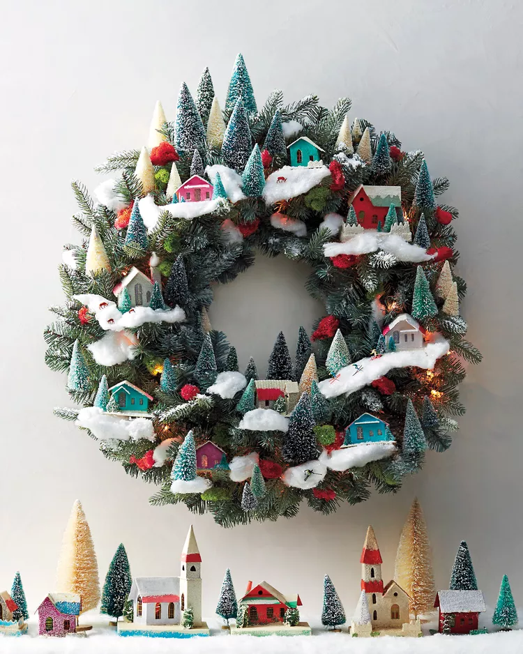 Magical Christmas Wreath of Village Miniatures