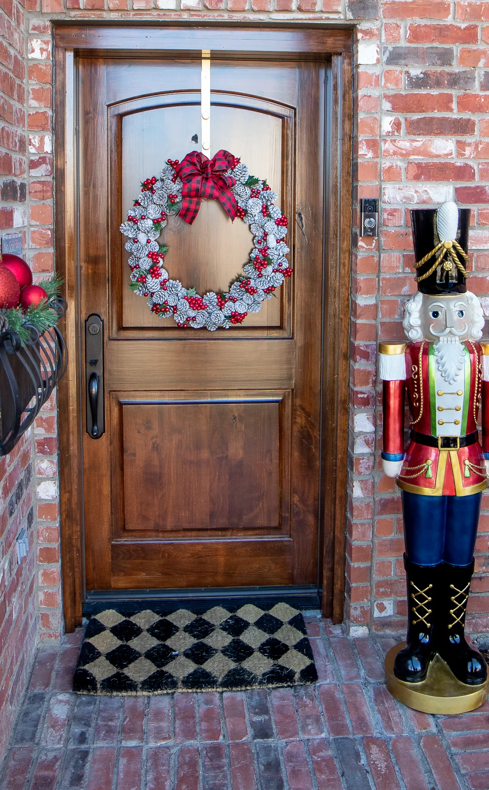 Pinecone Berry Wreath