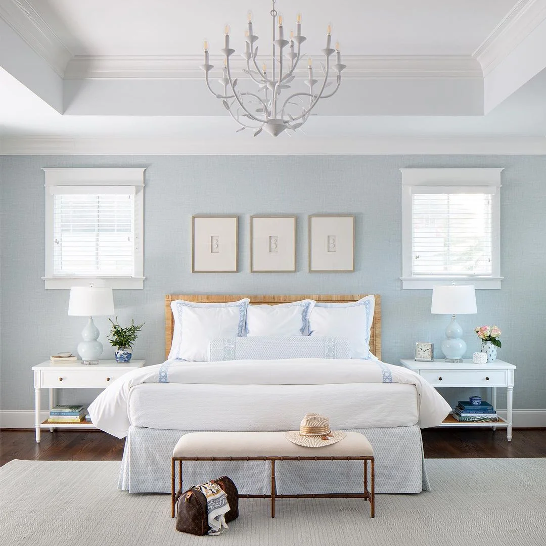 Coastal Elegance with Crisp Whites and Gentle Blues