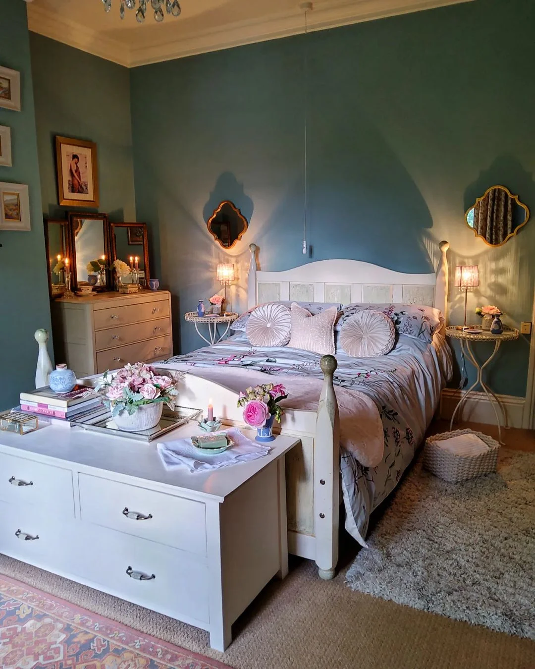 Romantic Teal Vintage Haven