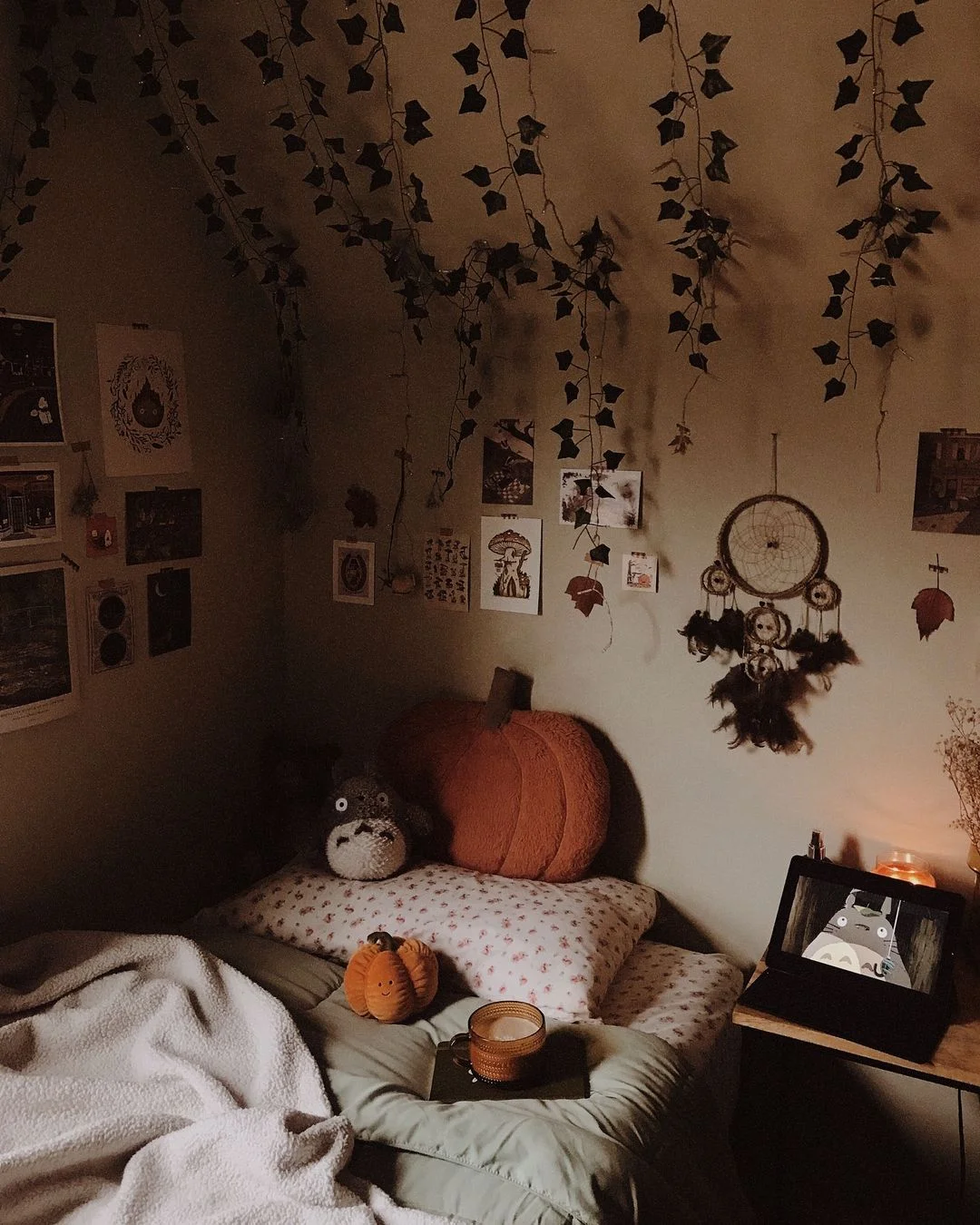 Whimsical Autumn Dream Nook