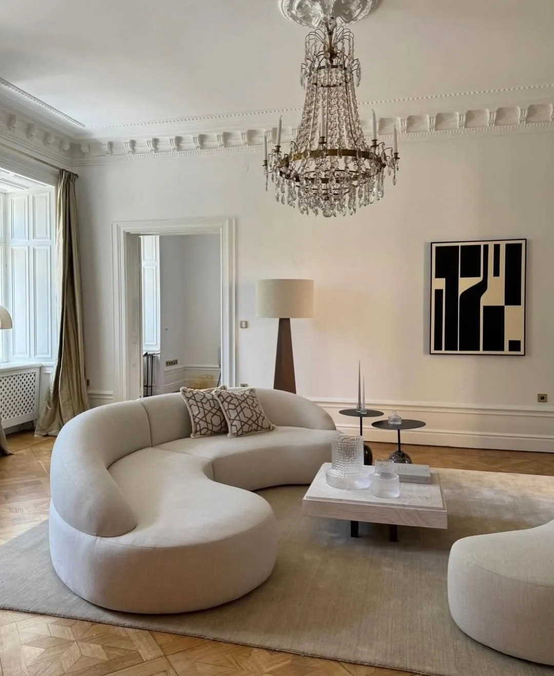 Elegant Minimalist Living Room with Statement Chandelier