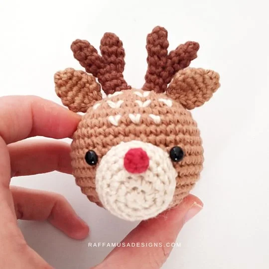 Reindeer Christmas Bauble ornament