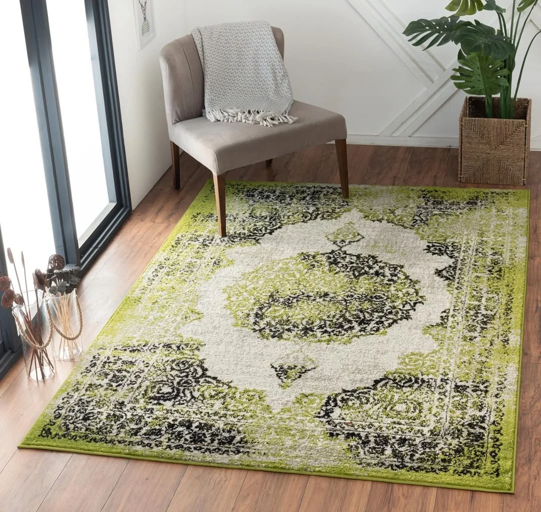 Bright Living Room with Green Vintage-Style Rug