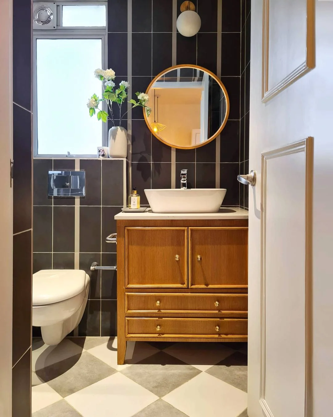 Retro Modern Bathroom