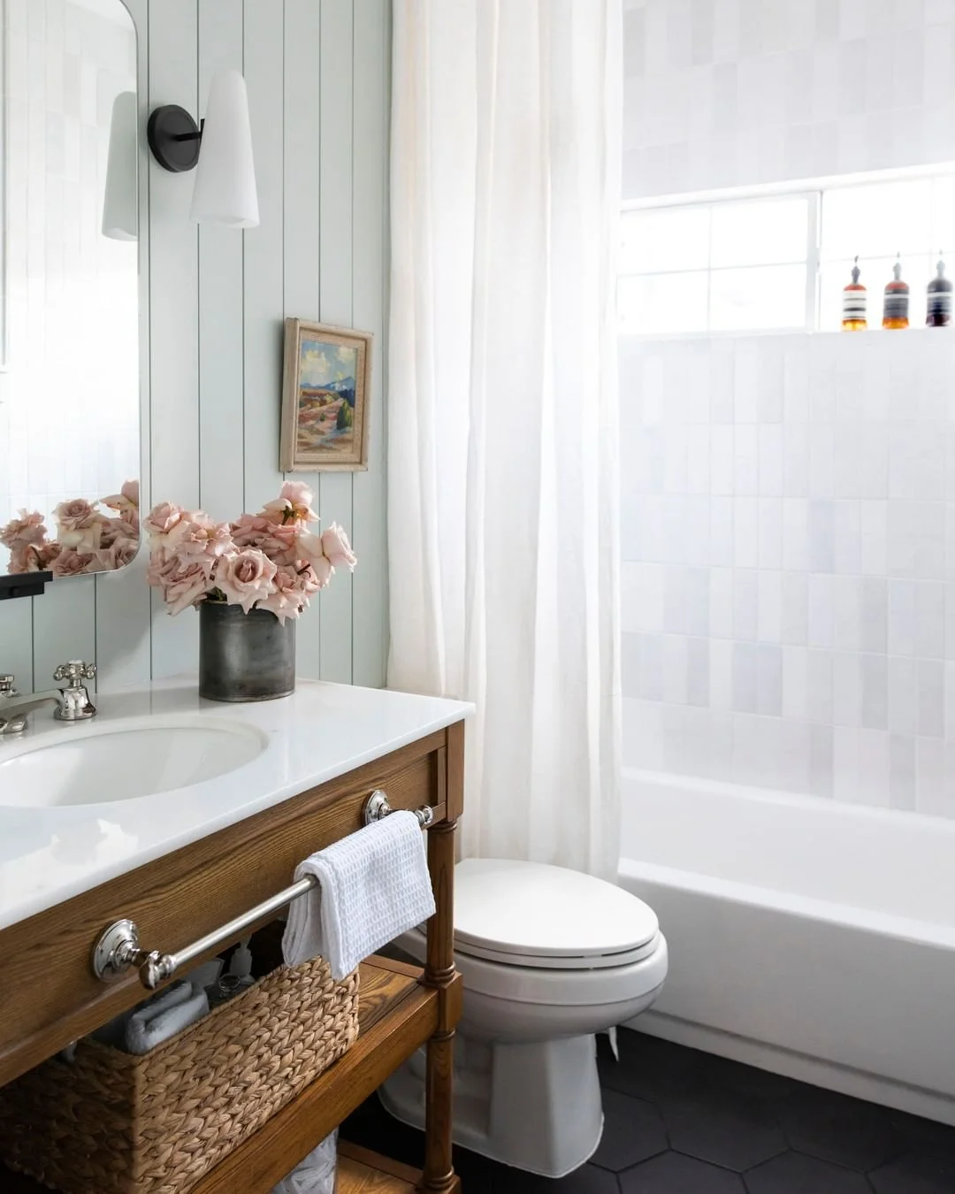 Rustic Farmhouse Bathroom