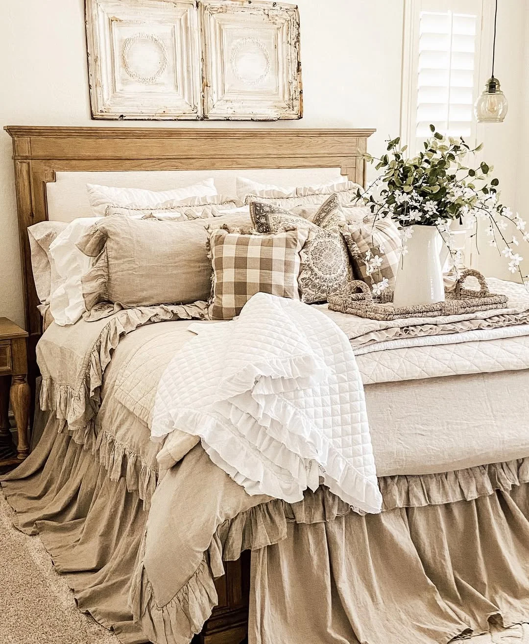 Farmhouse Chic Bedroom