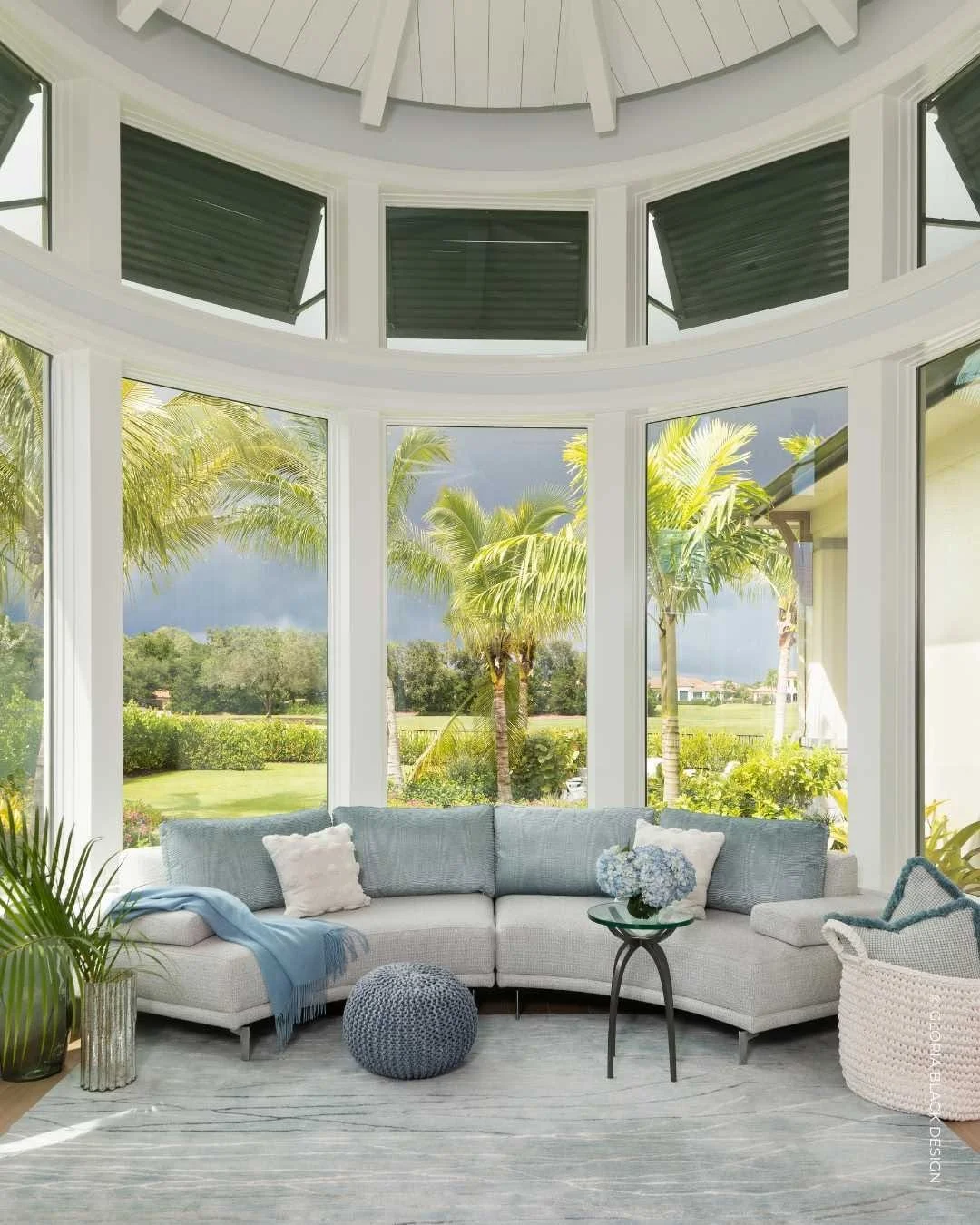 Serene Tropical Sunroom