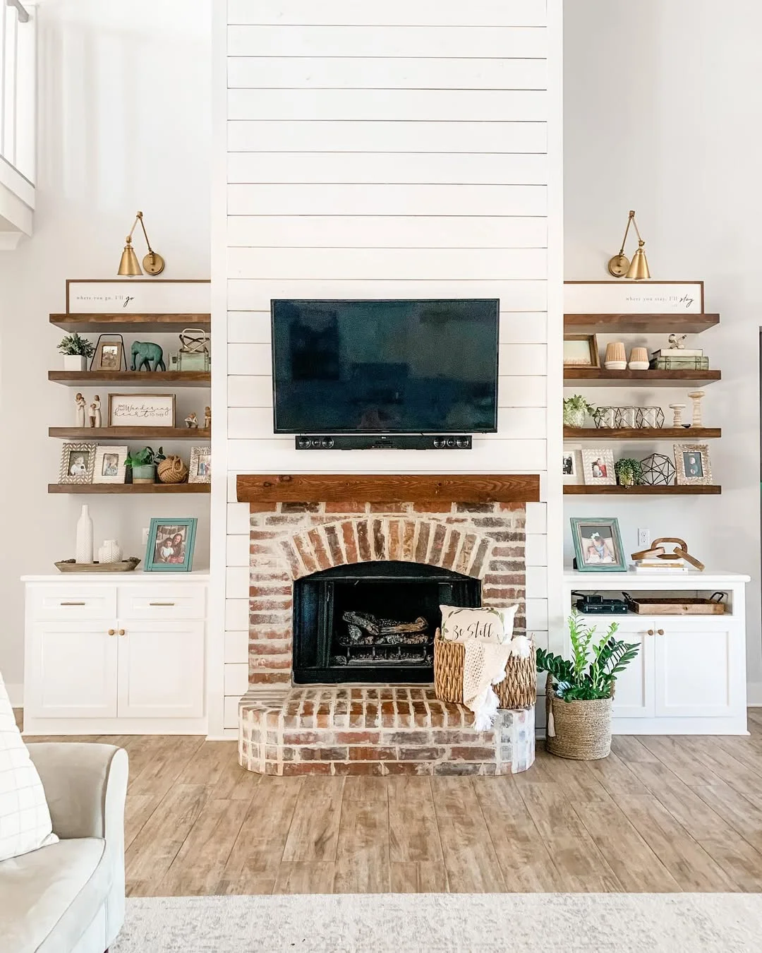 Farmhouse Living Room Fireplace and Shelf Decor