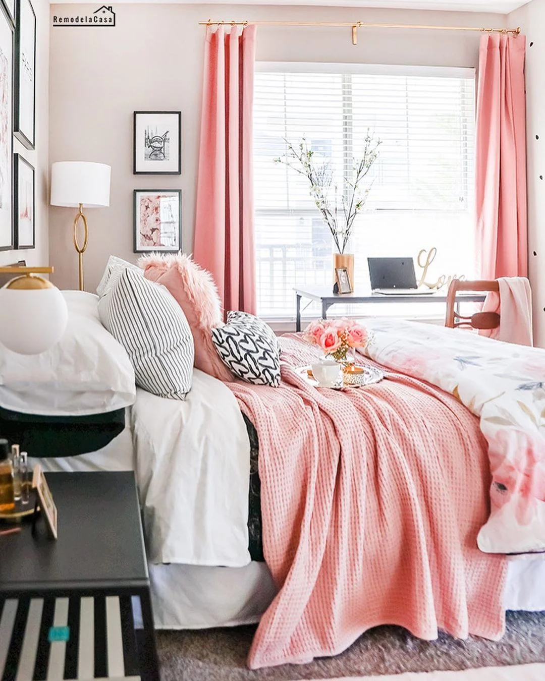 Peachy Dreams and Golden Accents