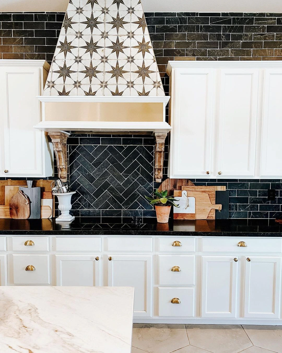 Bold Black and White Spanish Kitchen