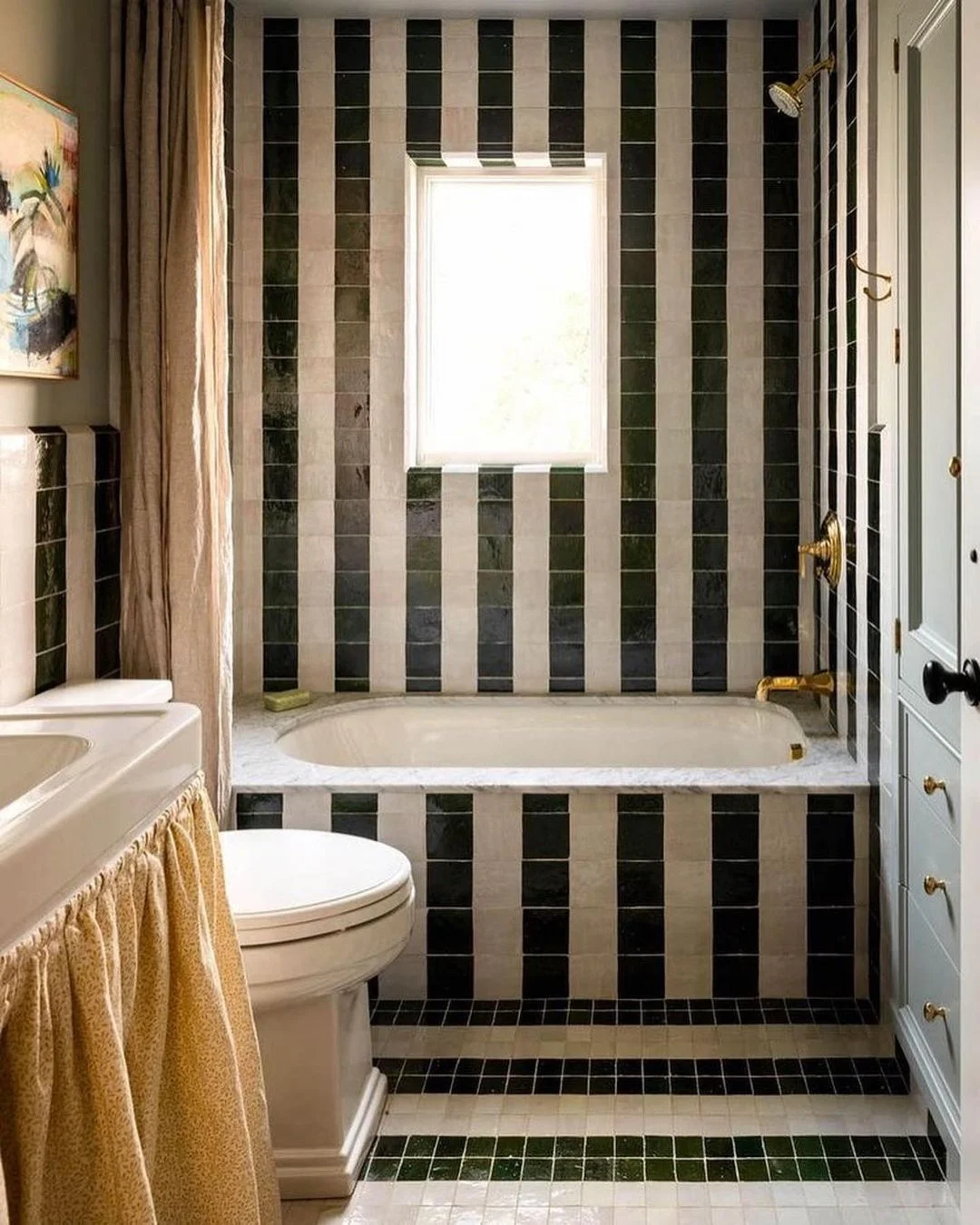 Bold Black &amp; White Subway Tile Bathroom