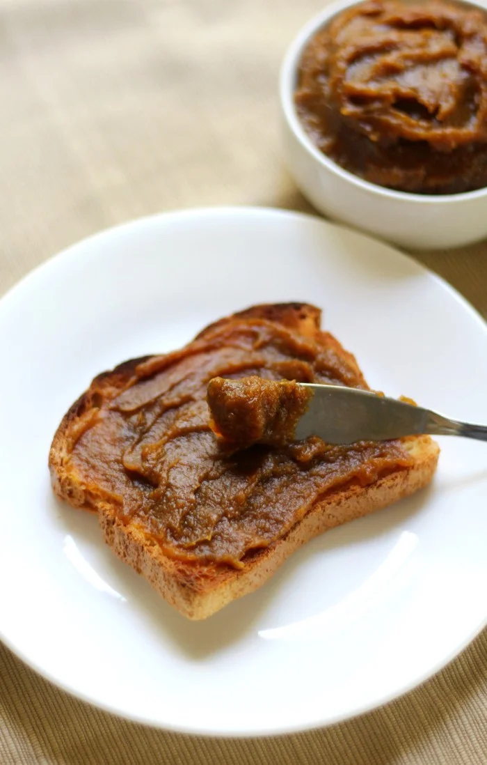 Easy Slow Cooker Pumpkin Butter (Gluten-Free, Vegan, Paleo)