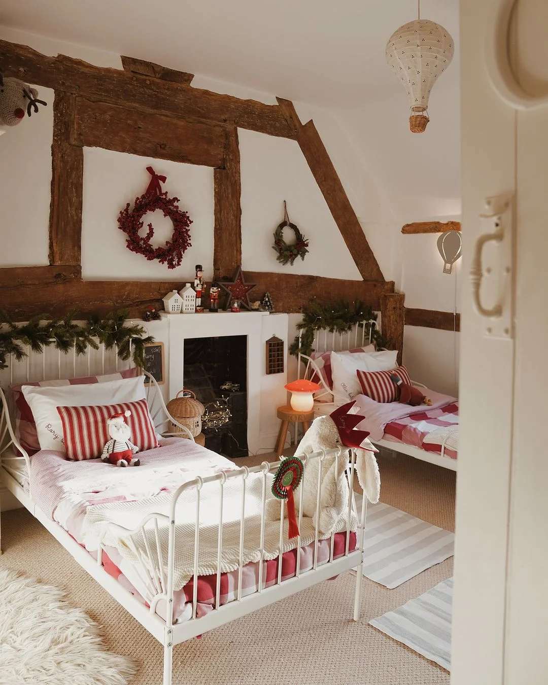 Christmas Cottage Cuteness