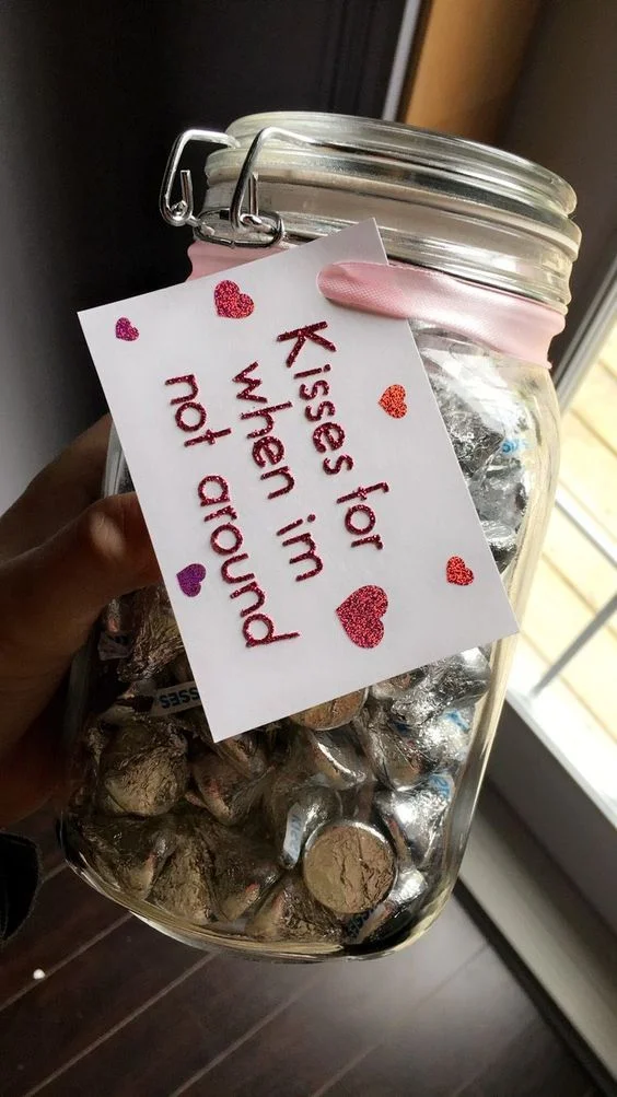 Kisses in a Jar - Valentine&#39;s Treat