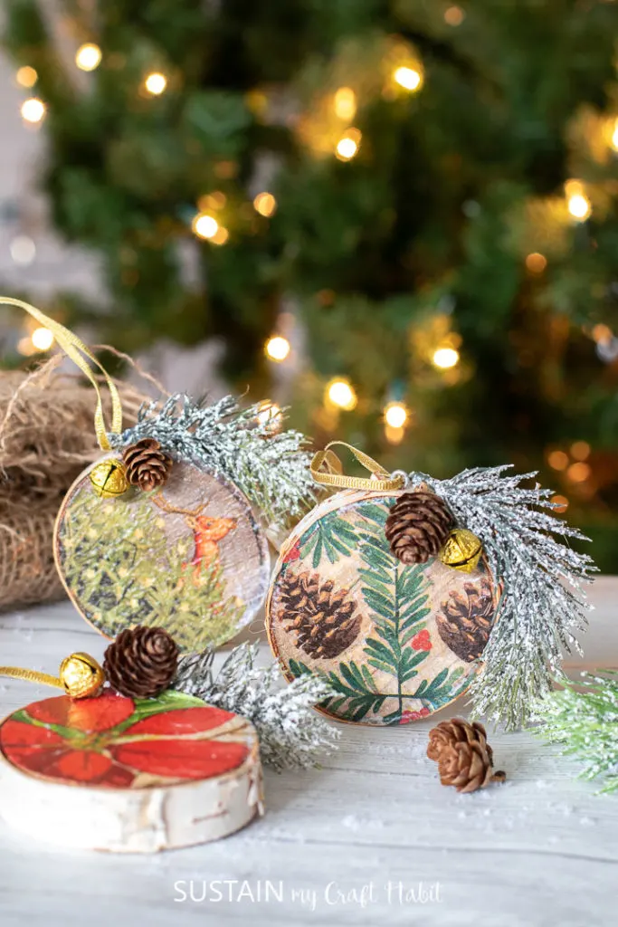 Paper Napkin Wood Slice Ornaments