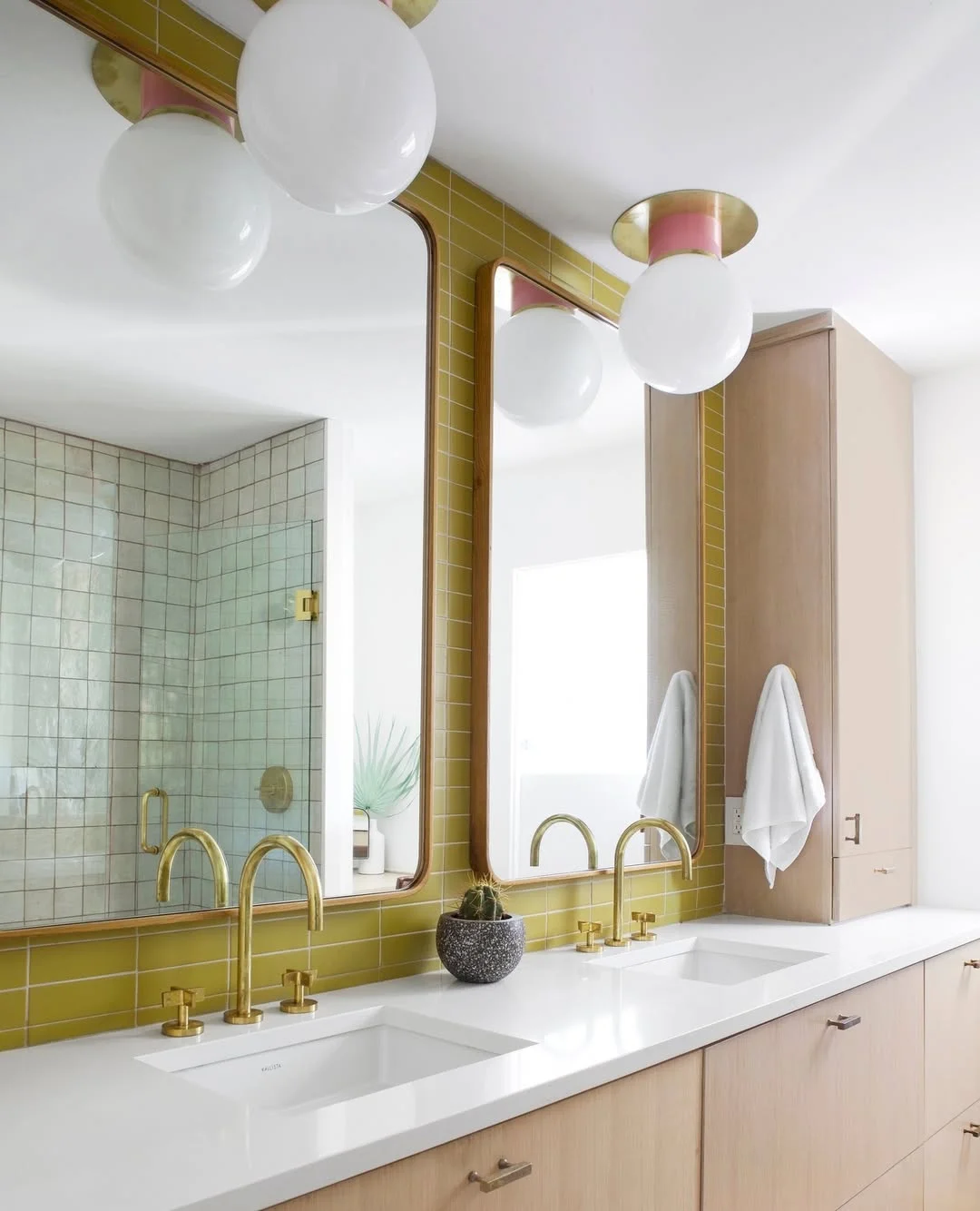 Chartreuse Chic: A Modern Yellow &amp; Pink Bathroom